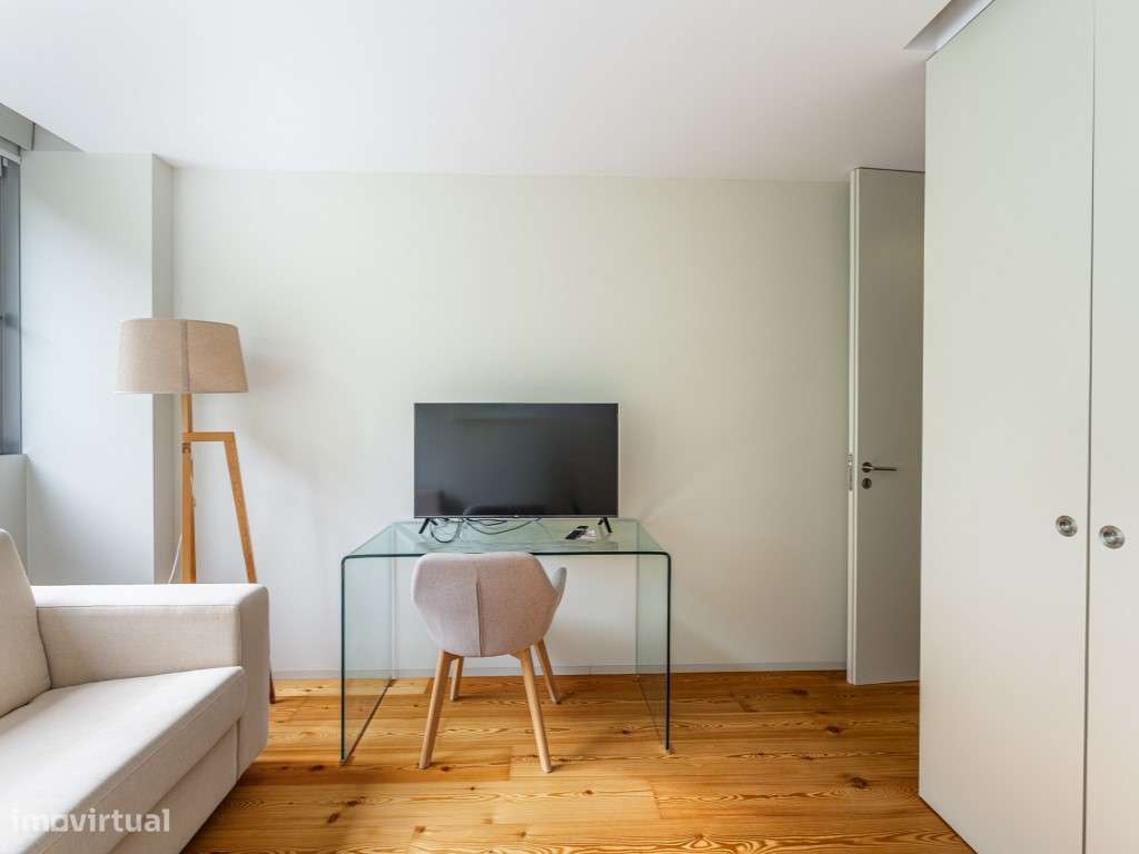 T3, como novo, vista rio no Cais do Cavaco-32