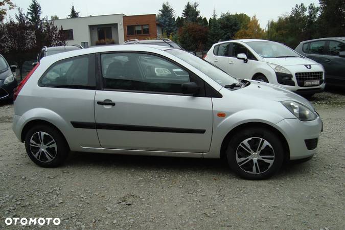 Ford Fiesta - 4