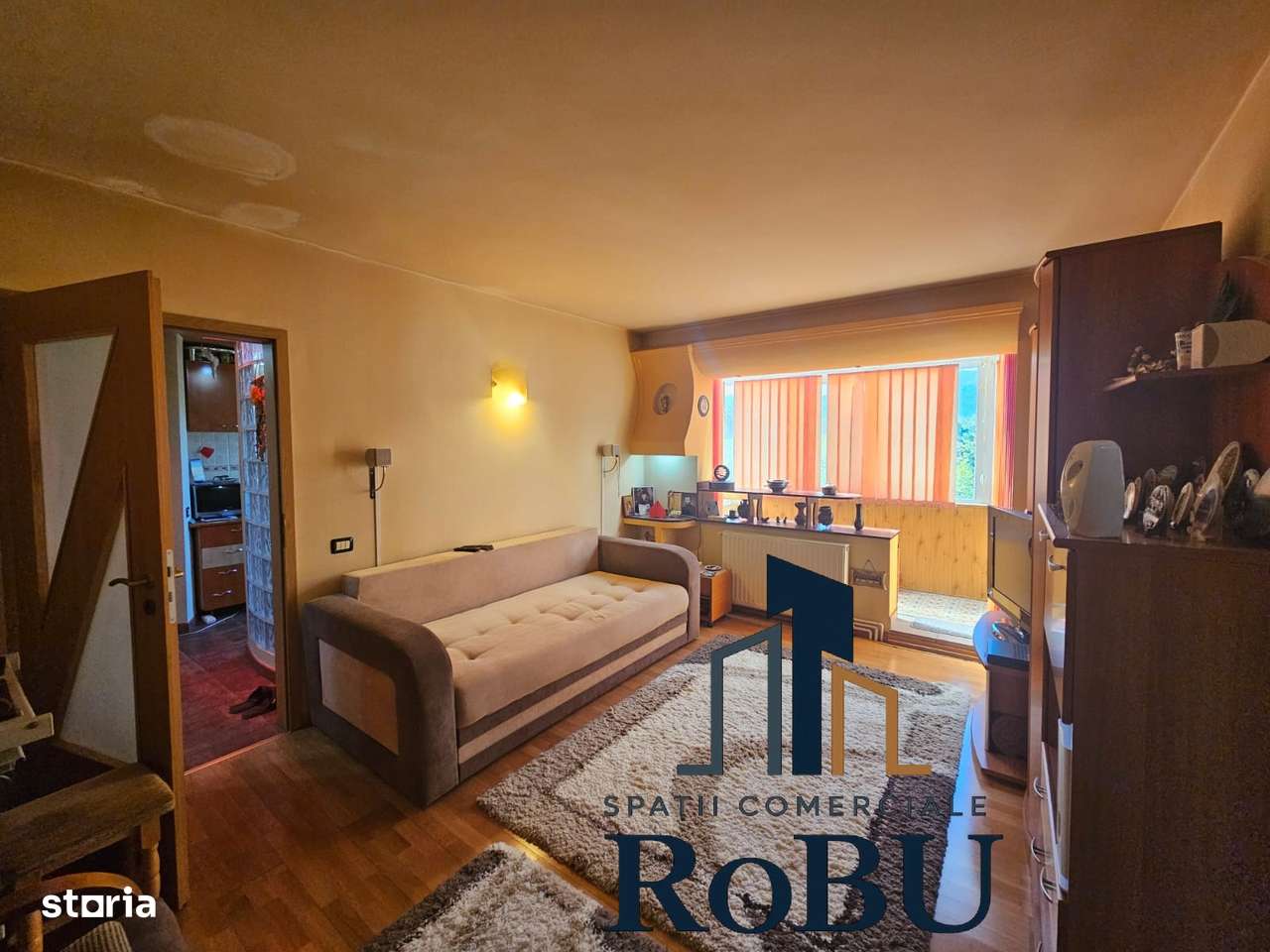 Apartament in zona Planete -Aleea Minerva # Spatii Comerciale RoBU-3