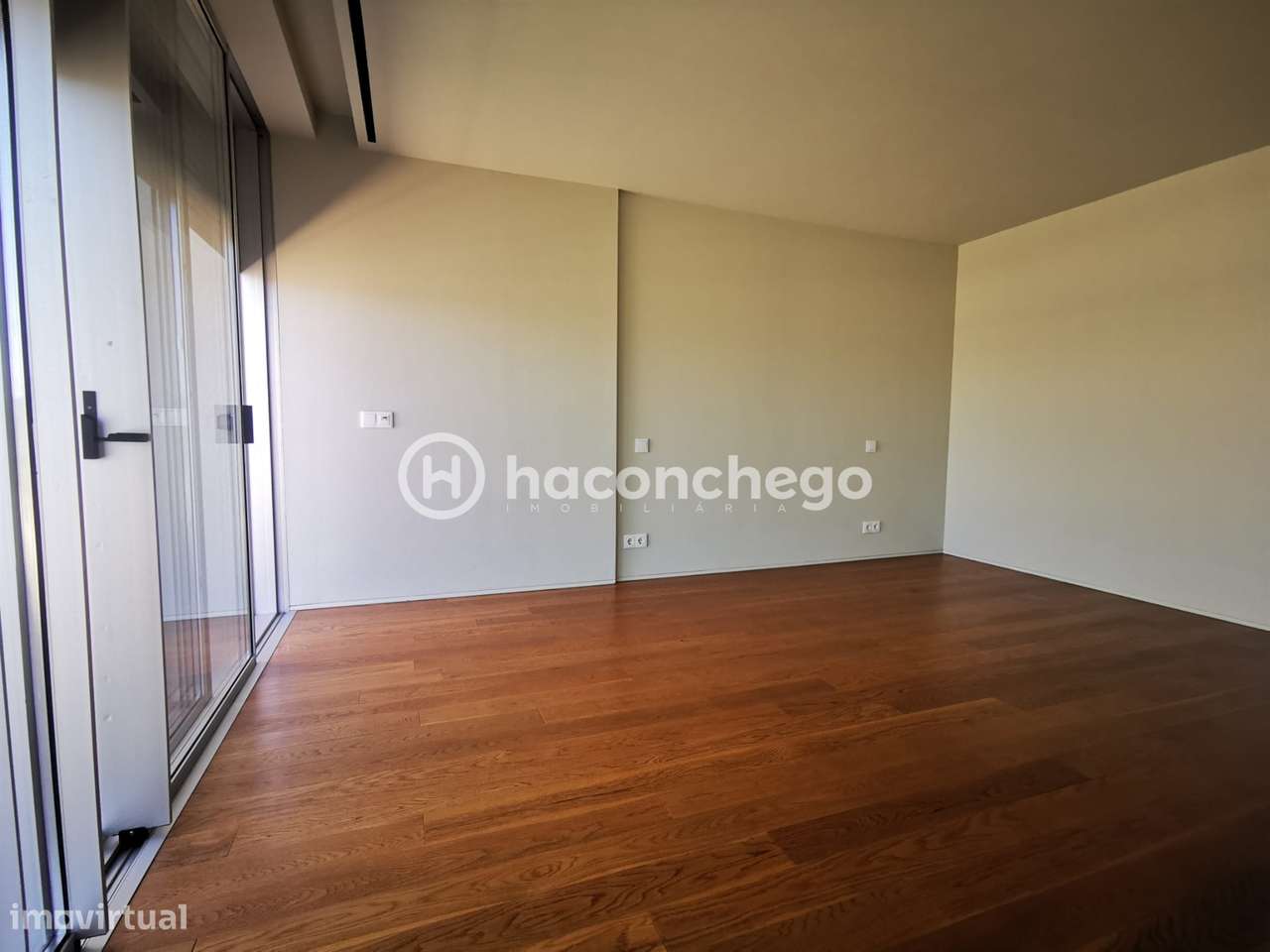 Penthouse T4 de Luxo em Barcelinhos – Totalmente Equipada com equipame-32