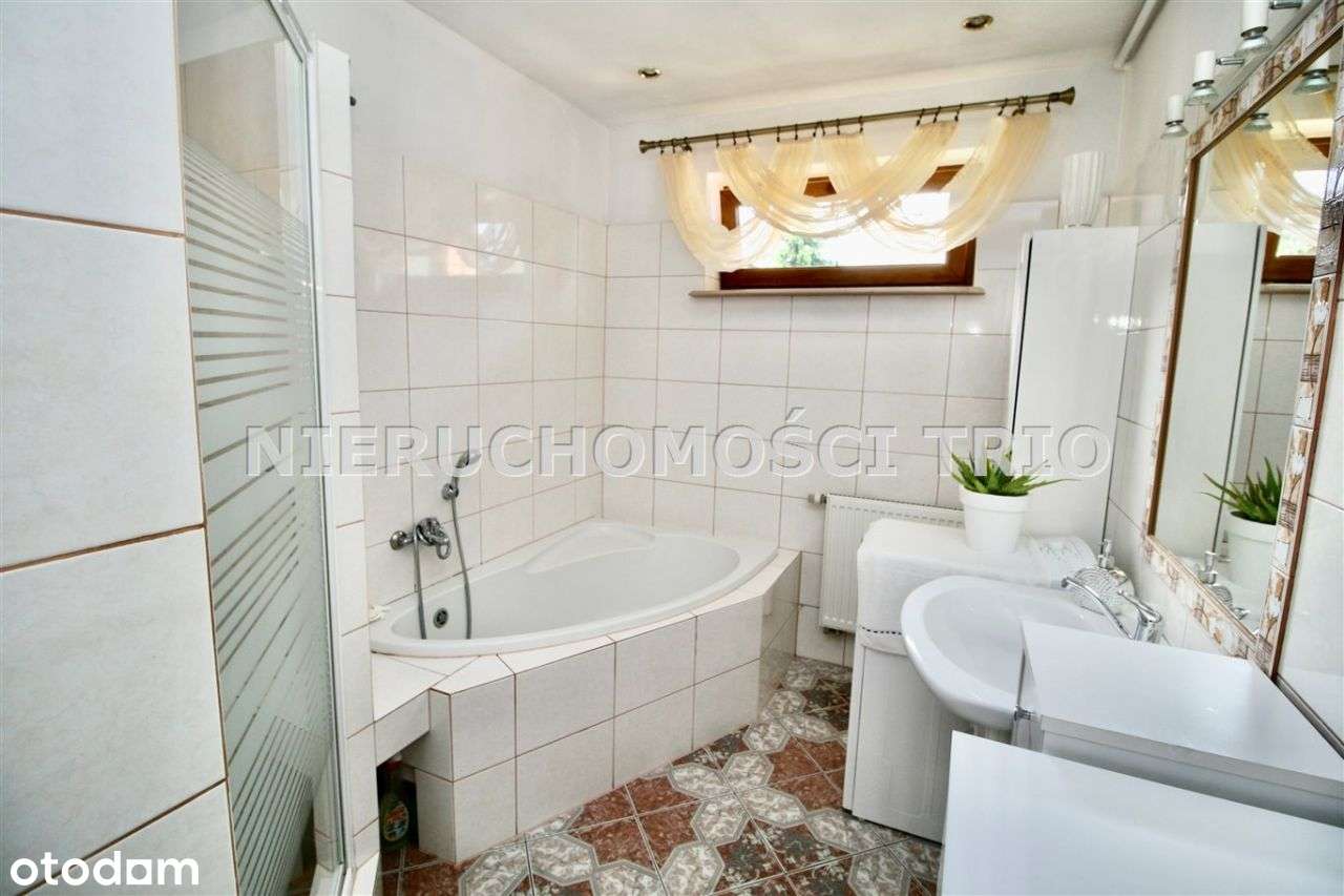 Komfortowy dom z ogrodem-9