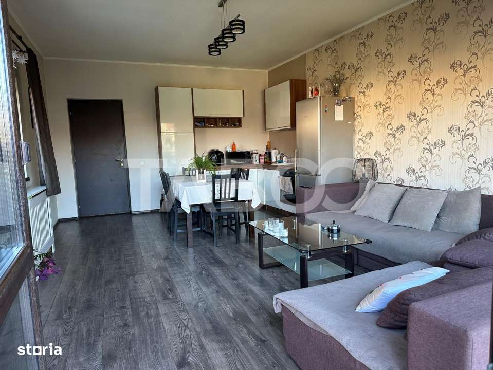 Casa cu 5 camere construita in 2012 in zona Vasile Aaron din Sibiu - Imagine principală: 3/19