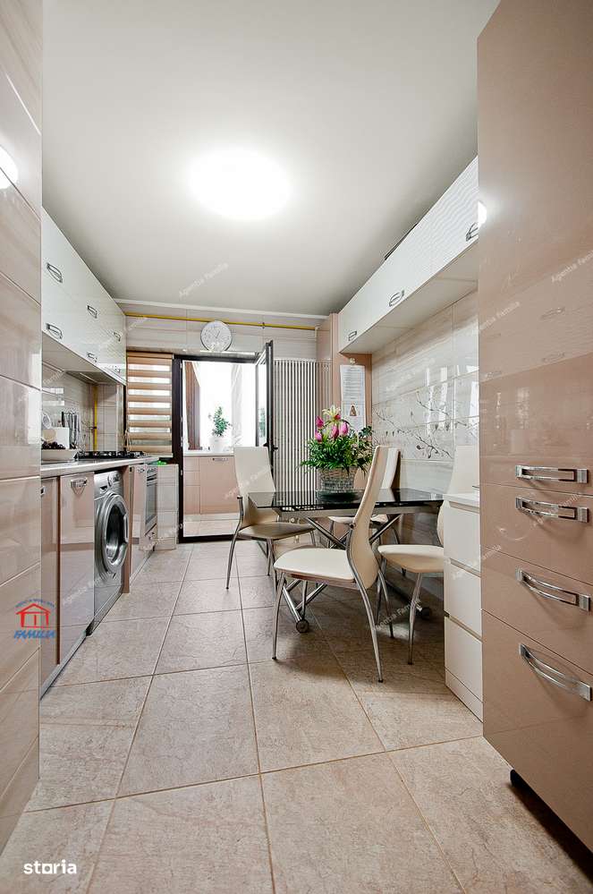 Vanzare apartament cu 2 camere pe Faleza Dunarii, etaj 5, pret 135000 - Imagine principală: 4/16