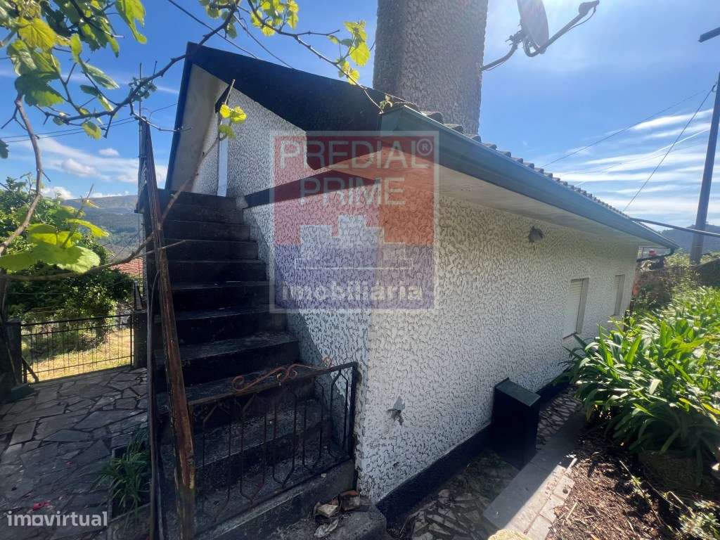 MORADIA INDEPENDENTE COMPOSTA POR 2 CASAS EM CANELAS AROUCA-5