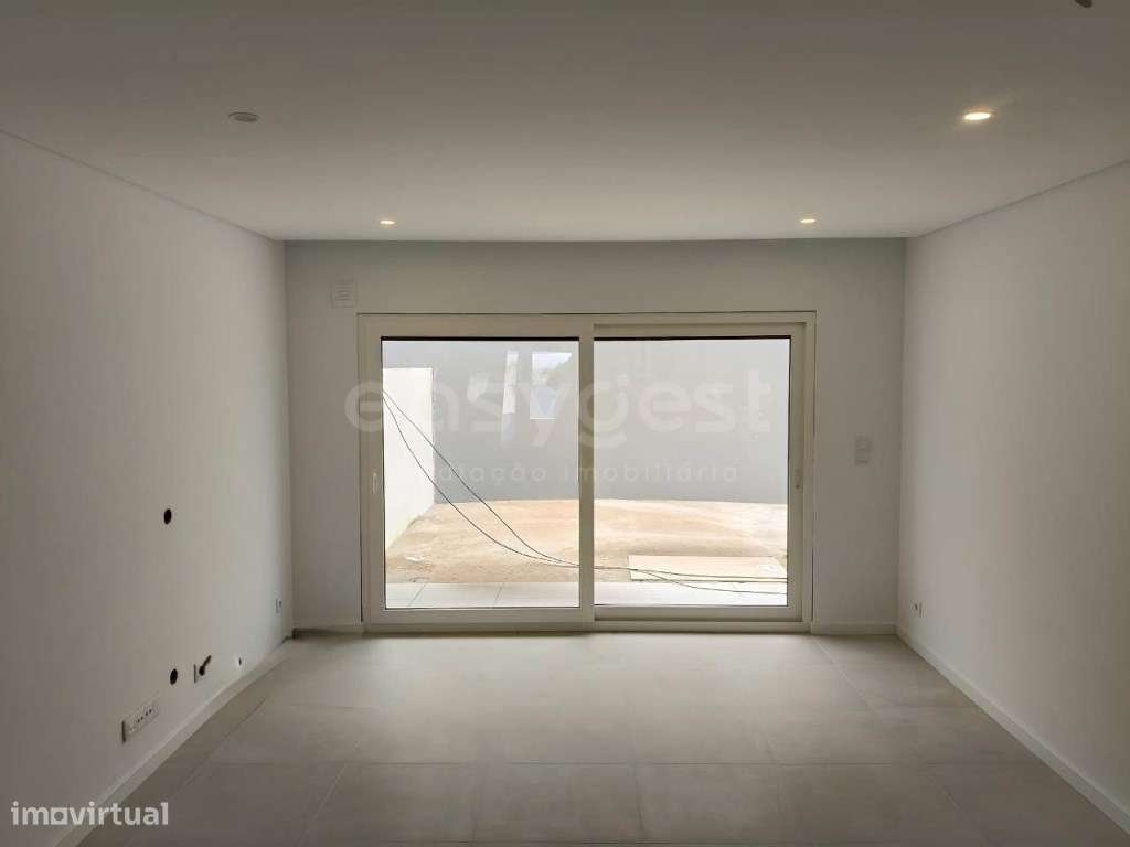 Moradia Nova T3 com Suítes e Varandas - Grande imagem: 4/31