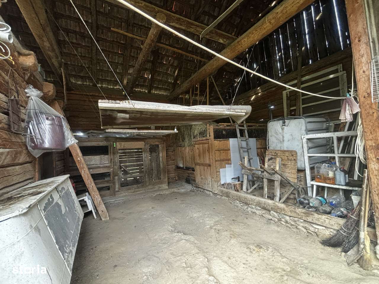 Casă 3 camere 100 M² cu 2360 M² teren-16