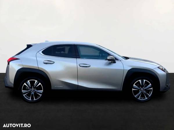 Lexus UX 250h Style Edition - 2