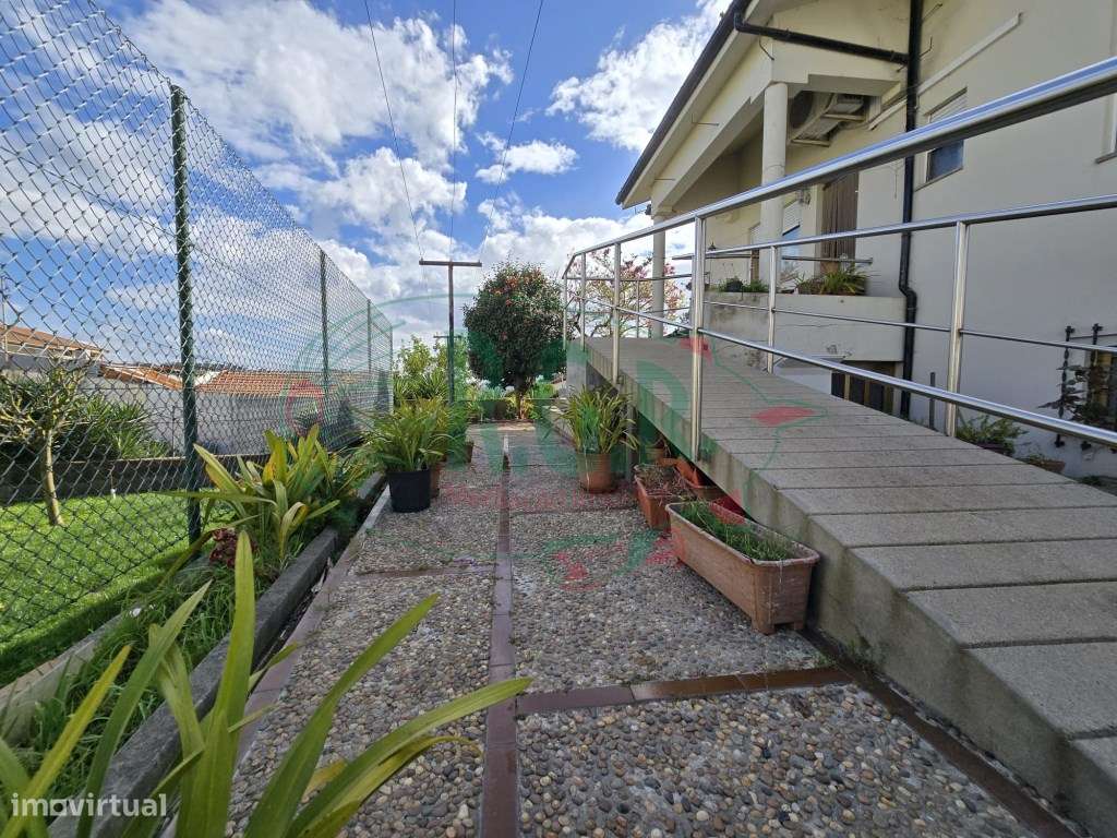 MORADIA T3 | 4 FRENTES | SÃO COSME-43