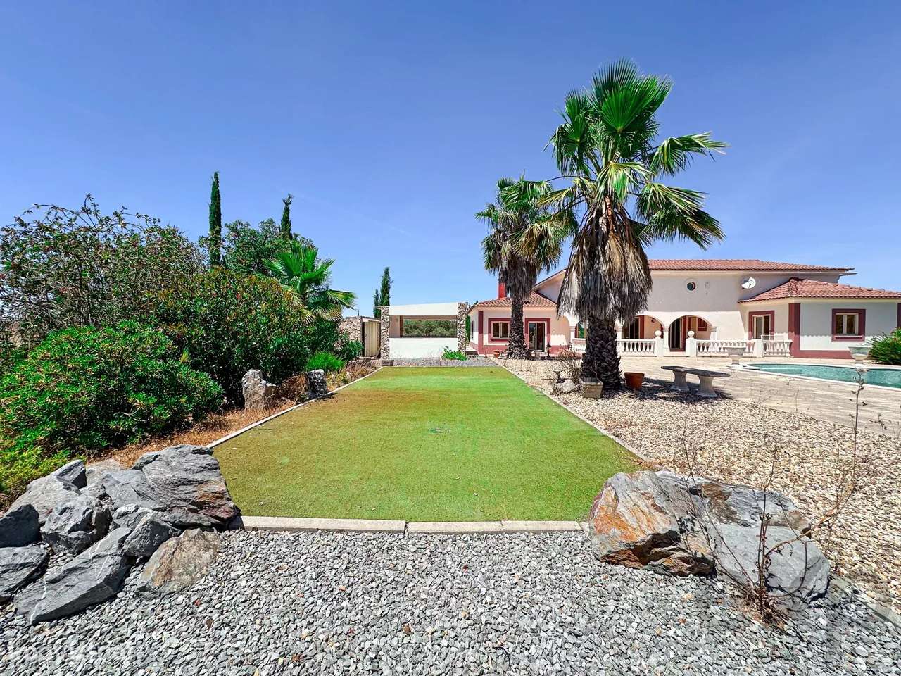 Casa senhorial privada com piscina em mais de 5 hectares.-31