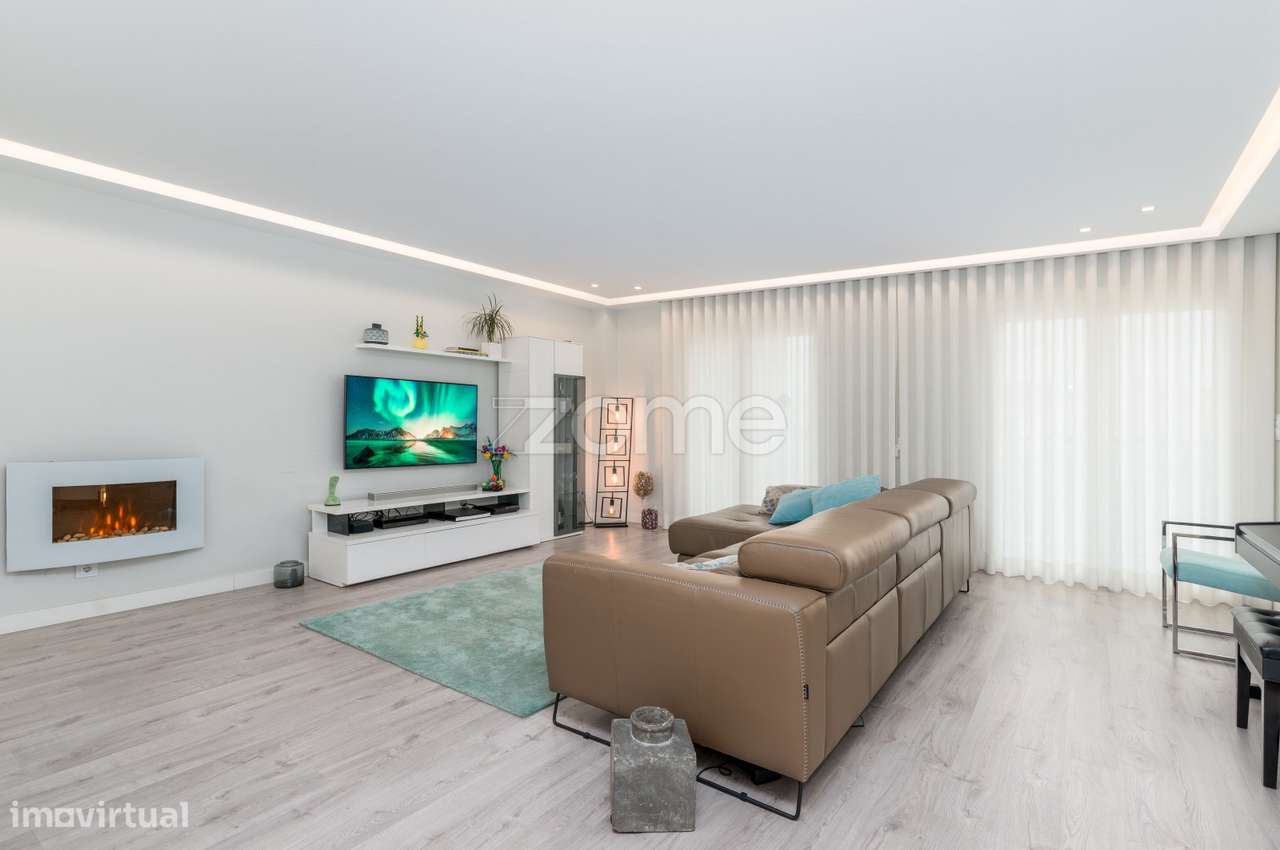 Luxuosa Penthouse T4-24