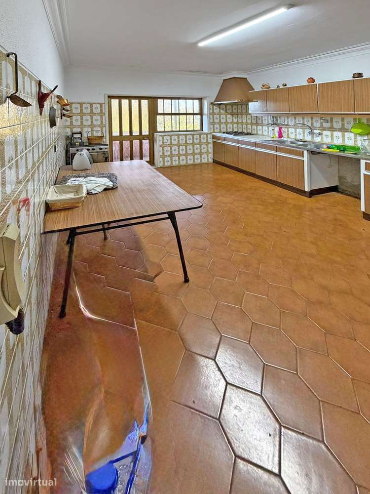 Moradia T4 de três frentes em Baguim do Monte - Exclusivo - Grande imagem: 5/27