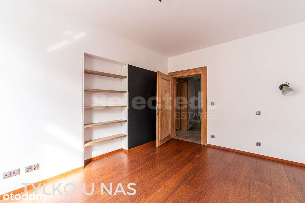 3 niezależne pokoje, osobna kuchnia, garderoba,-9