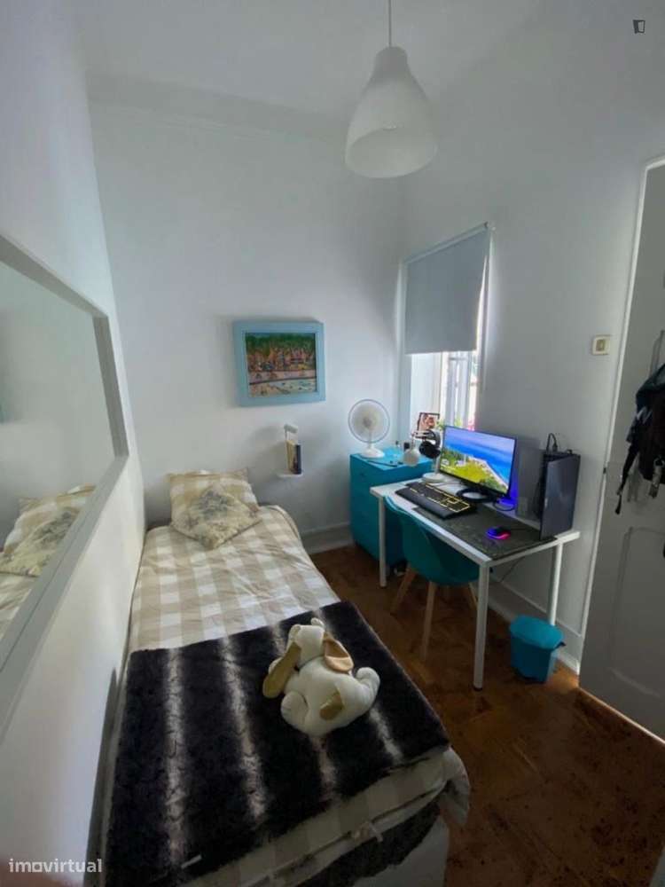 Quarto - localizado em Penha de França Lisbon - Grande imagem: 2/16
