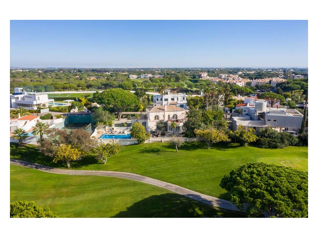 Moradia V4 inserida no campo de Golfe, Vale de Lobo, Algarve-55