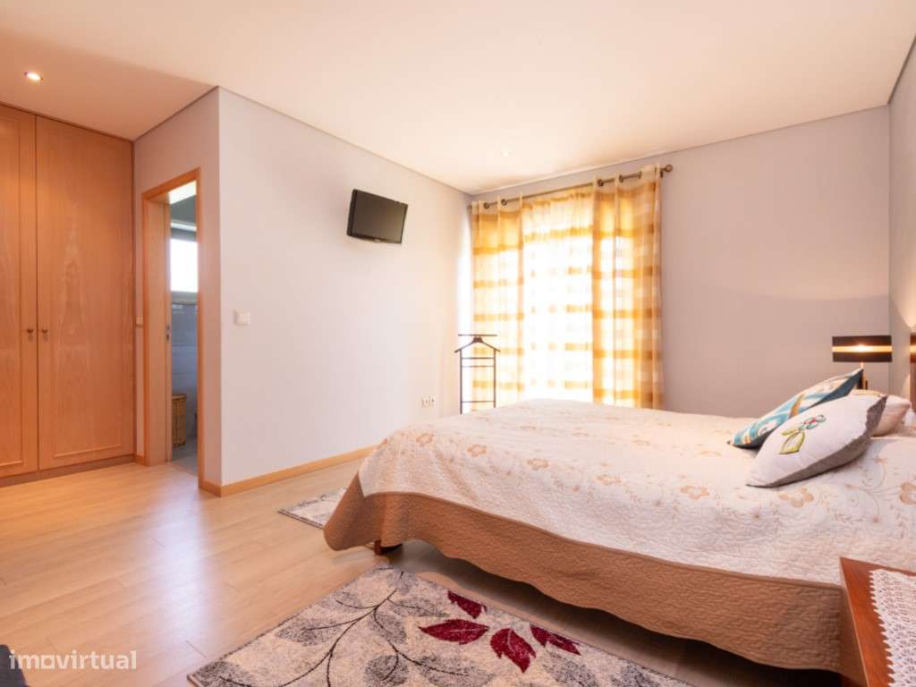 Encantadora Moradia Térrea V3-15