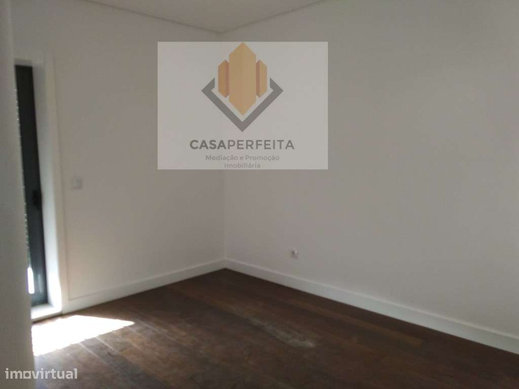 Apartamento T4 totalmente Remodelado -Boavista-21