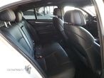 BMW Seria 5 535i Touring - 11