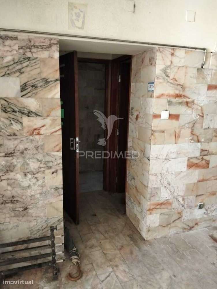 LOJA COMERCIAL - 90,40 m2 NO CENTRO DE VILA VIÇOSA - Grande imagem: 4/6