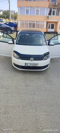 Volkswagen Touran 2.0 TDI DPF BlueMotion Technology DSG Comfortline - 1