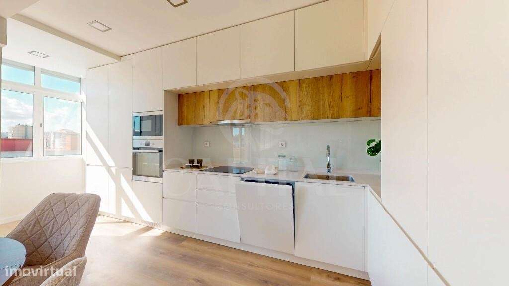 T3  com 100 m2 ,  totalmente remodelado em Benfica , com 2 wc - Grande imagem: 5/31