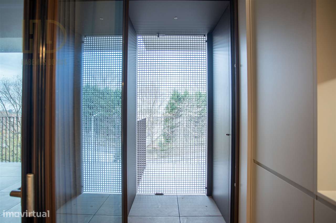 Apartamento T4 nos Jardins da Arrábida-8