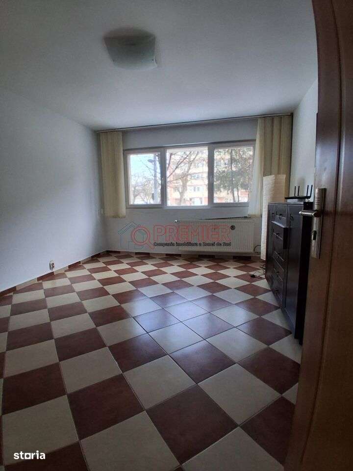 Cantemir - Garsoniera 30 mp - Ideal Spatiu Comercial