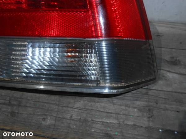 LAMPA TYŁ VOLVO S 60 PRAWA - 3