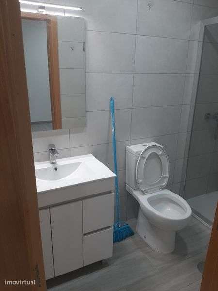 Casa para alugar - Grande imagem: 3/8