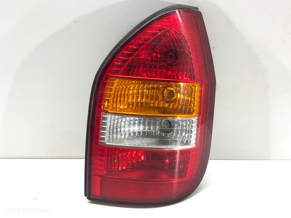 LAMPA PRAWY TYŁ OPEL ZAFIRA A nadwozie wielkoprzestrzenne (MPV) (T98) 1999 - 2005 2.0 DI 16V (F75) - 1