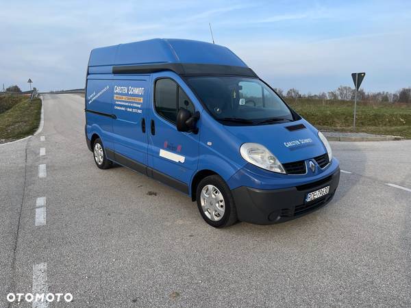 Renault TRAFIC - 2