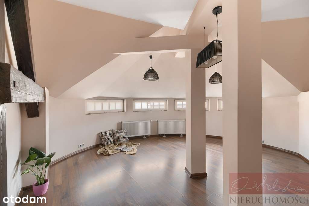 Z dużym tarasem z widokiem w super lokalizacji-4