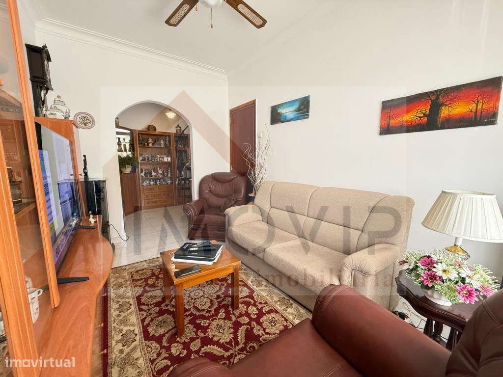 APARTAMENTO T3 NO LICEU EM SETUBAL-10