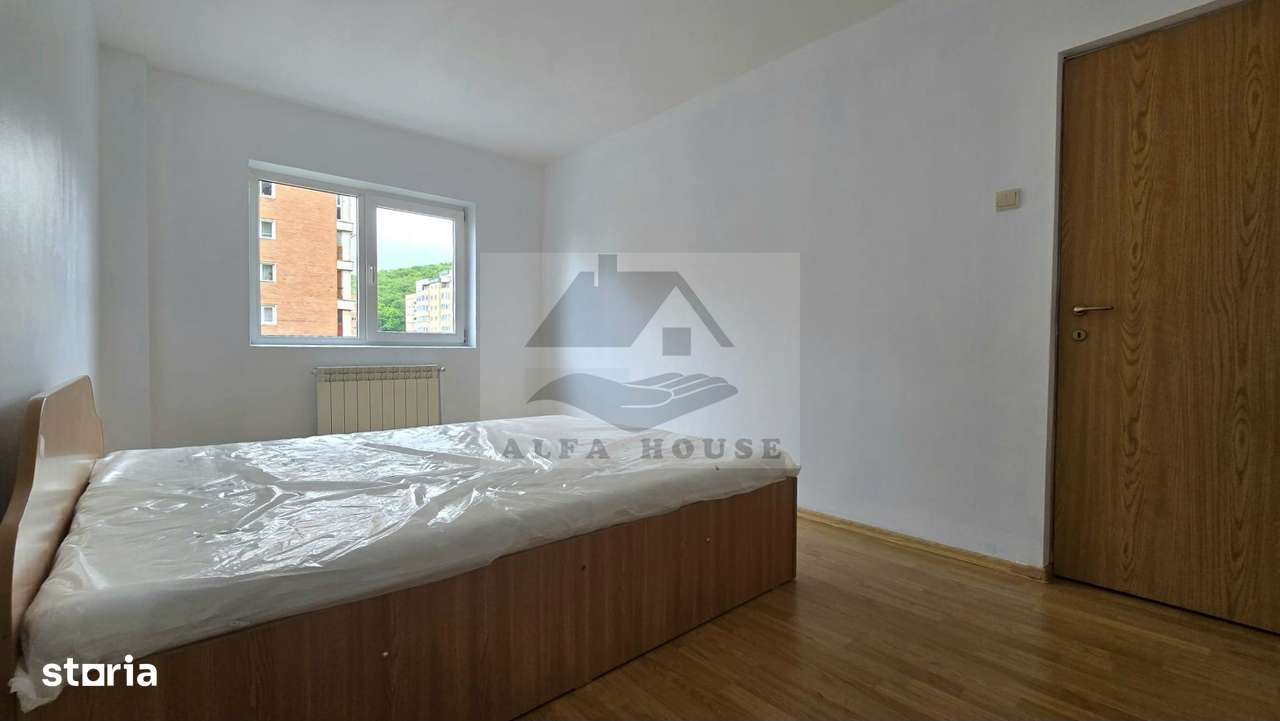 Apartament cu doua camere, zona Racadau 55 mp-11