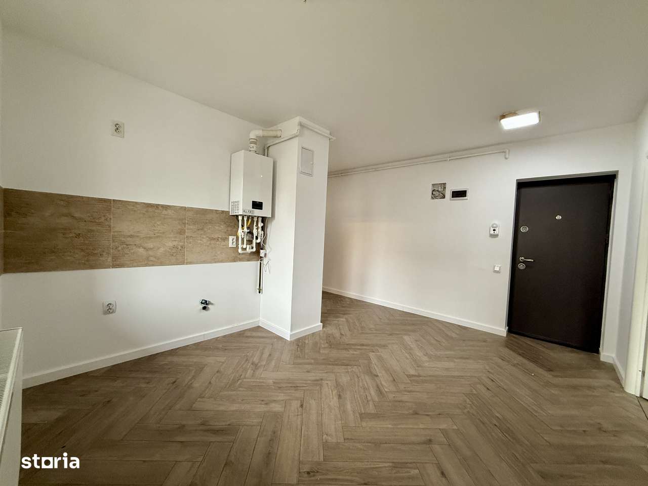 Apartament cu 2 camere de vanzare, decomandat, Ama Residence-9