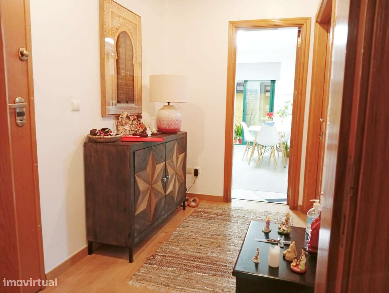 T2 - Lareira / A/C / Varanda - Alto do Seixalinho-4