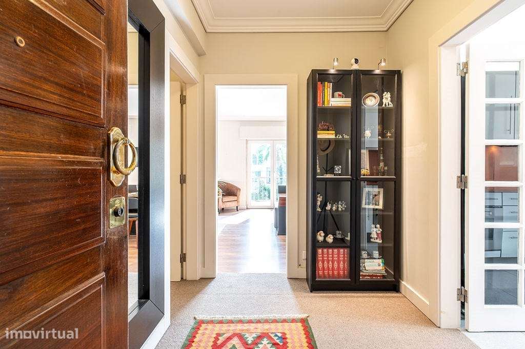 Apartamento t2 à venda na Rua Doutor António Dias Pinheiro-4