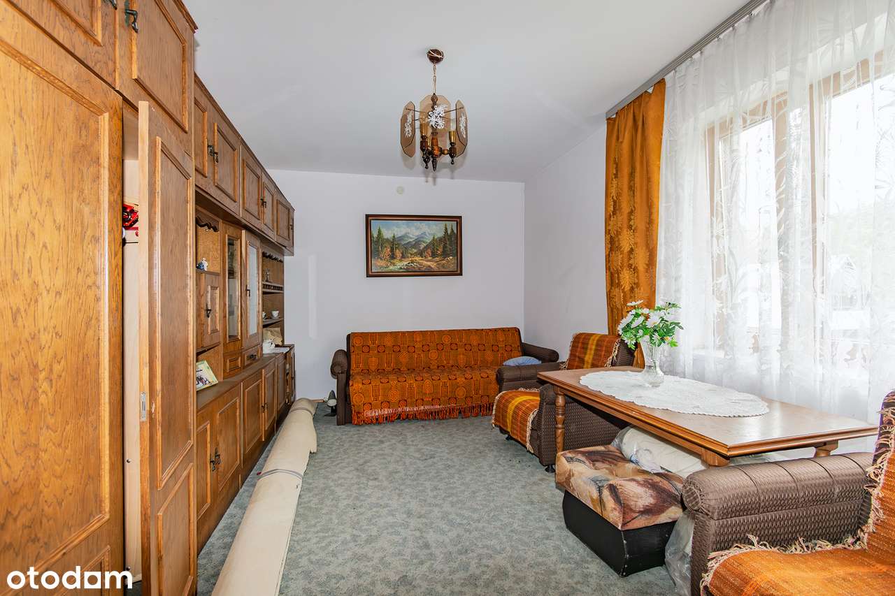 Dom przy głównej ulicy w Trybszu-3