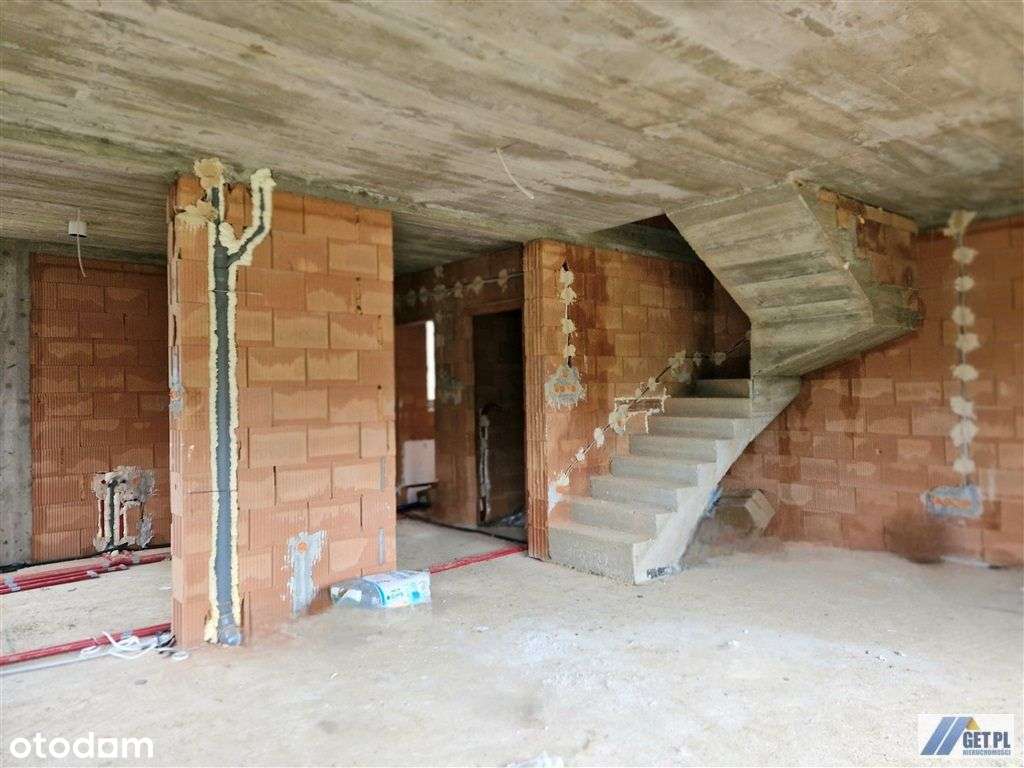 Domy w spokojnej, zielonej okolicy-5