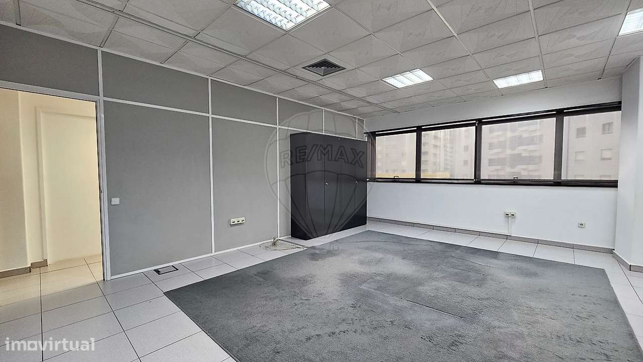 Escritório T0 para arrendamento - Grande imagem: 5/21