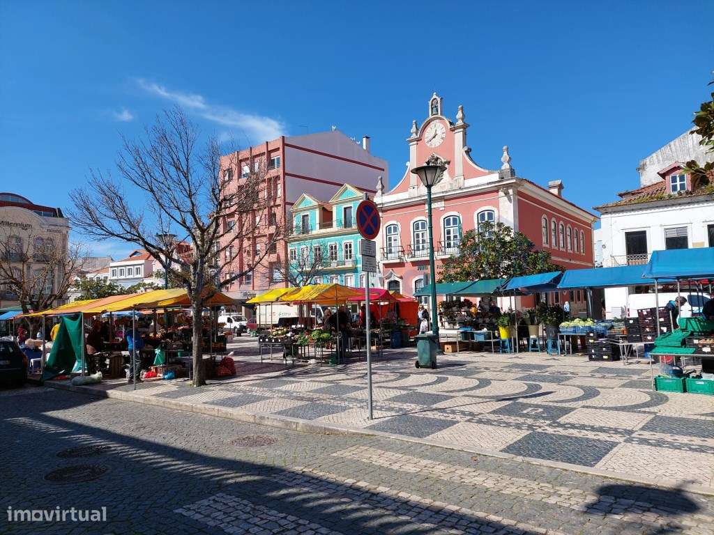 Apartamento T2 com garagem no centro da cidade-18