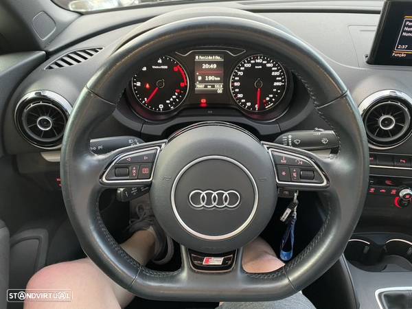 Audi A3 Cabrio 2.0 TDi S-line - 17