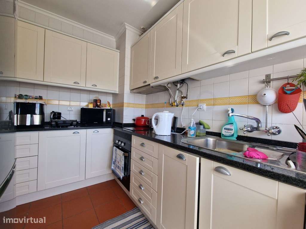 Vende-se T3 em Alfragide, Amadora-9