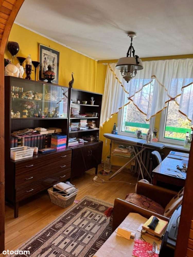 Skrajny segment w super lokalizacji !-11