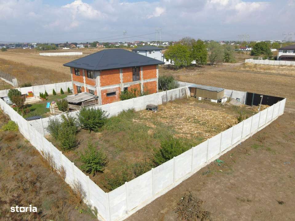 Teren Intravilan Fluturilor in rate | utilitati: curent, gaze | #UG8E - Imagine principală: 5/8