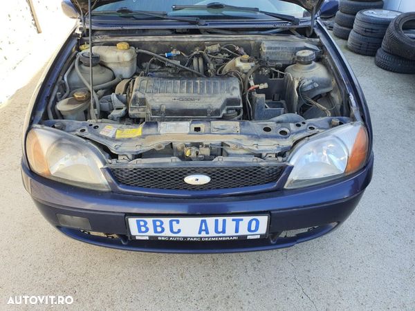 CUTIE VITEZE MANUALA 1.3 B FORD FIESTA 4 - 1