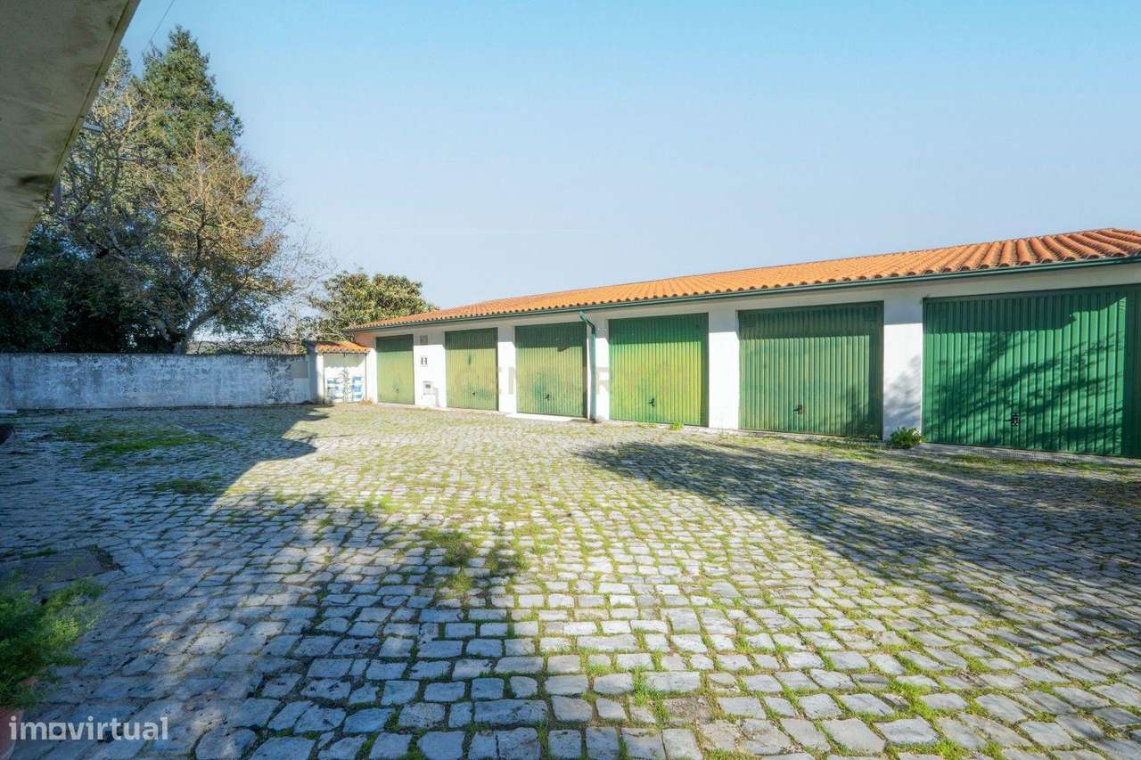 Apartamento T3 - Duplex - C/ garagem-31