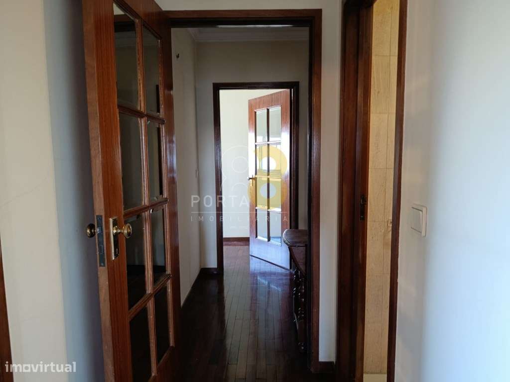 Apartamento T4 em Ramalde - Porto | Excelente Oportunidade de Inves... - Grande imagem: 3/20