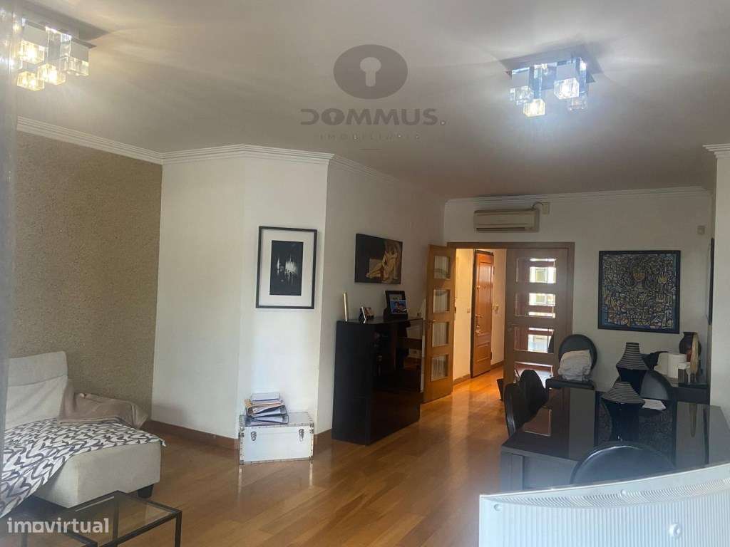 Apartamento T3 em Lisboa com Terraço e Parqueamento - Grande imagem: 3/9