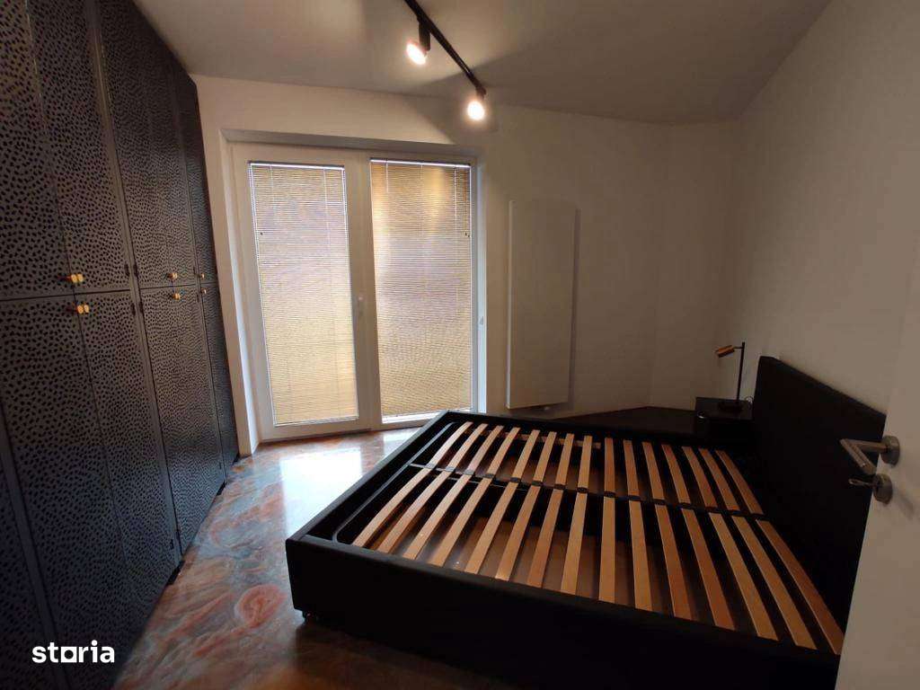 Doua camere mobilat/utilat stil industrial cu terasa zona Parc Carol - Imagine principală: 4/19