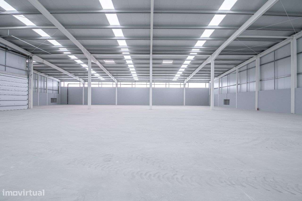 Unidade Fabril Nova em Zona Industrial-16